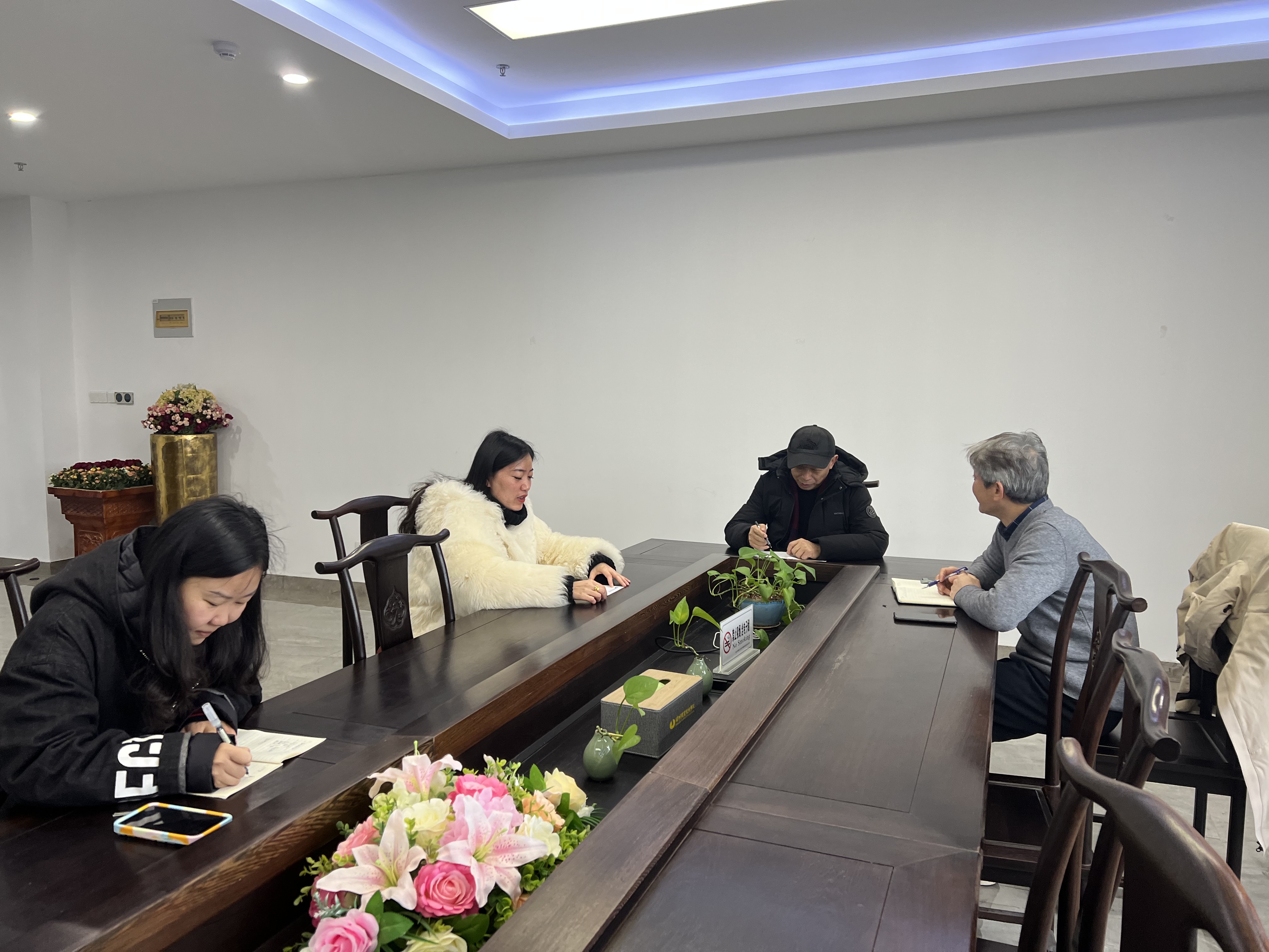 马克思主义学院召开新学期思政教学工作部署会