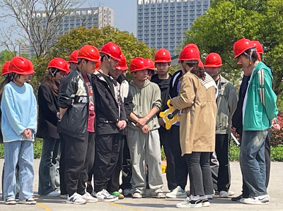 第十八届“硅湖之春”文化艺术节 建筑与环境工程学院工程测量技能竞赛