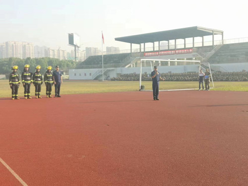 我校举行2023年应急逃生与消防疏散演练