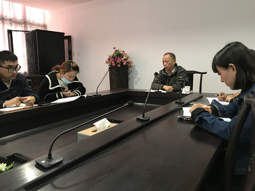 马克思主义学院组织开展听课评课交流会