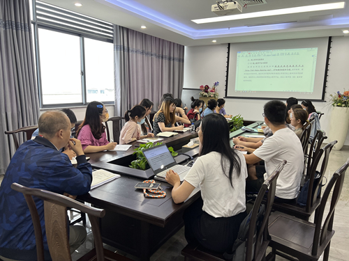 马克思主义学院召开新学期第一次思政教学研讨会