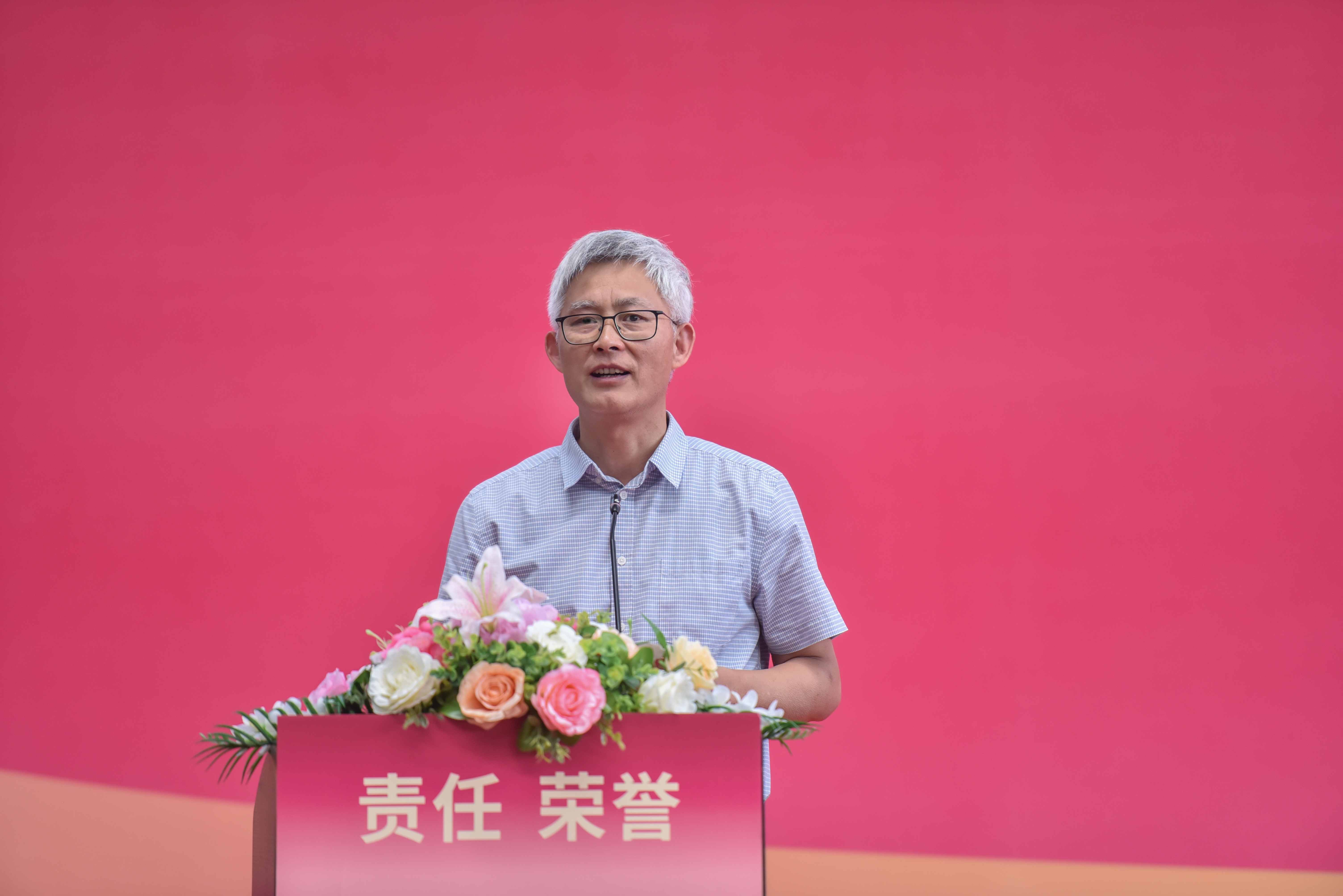 祁校 祁校